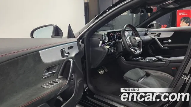 Mercedes-Benz CLA 2022