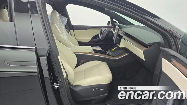 Tesla Model X 2024