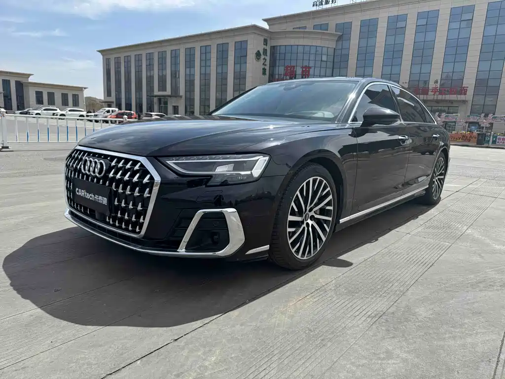 Audi A8 2025