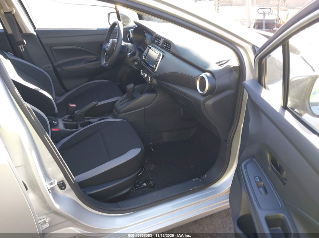 Nissan Versa 2025