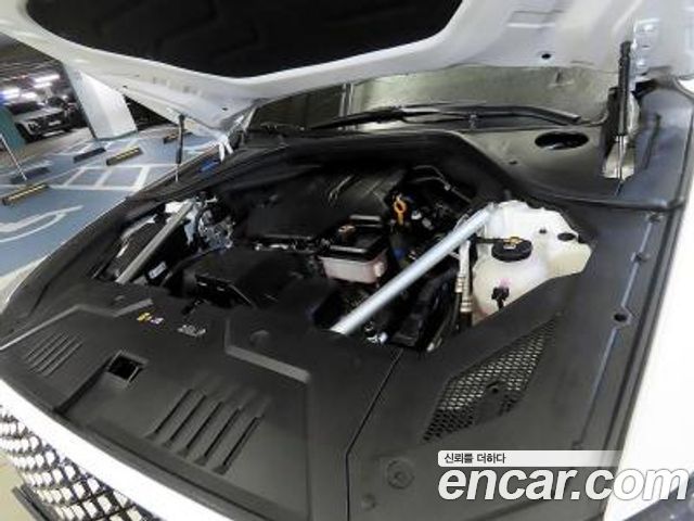Genesis GV70 2024