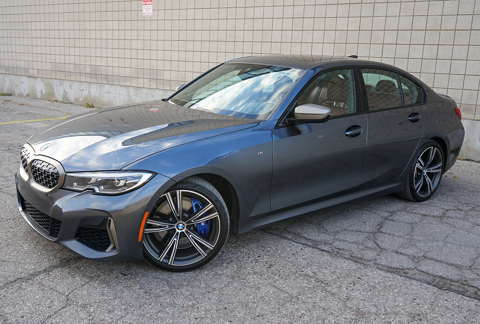 BMW 3 серии 2022