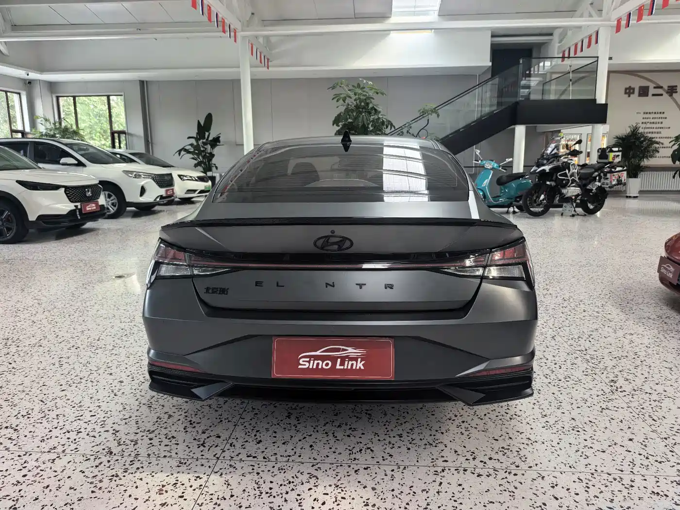 Hyundai Elantra 2023
