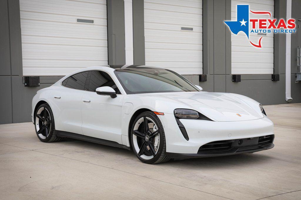 Porsche Taycan 2022