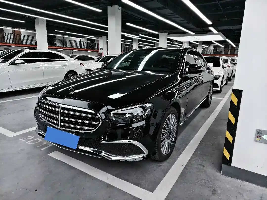 Mercedes-Benz E-Класс 2023