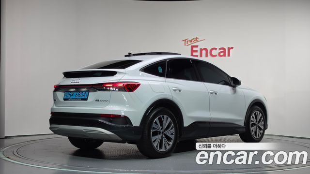 Audi Q4 e-tron 2025