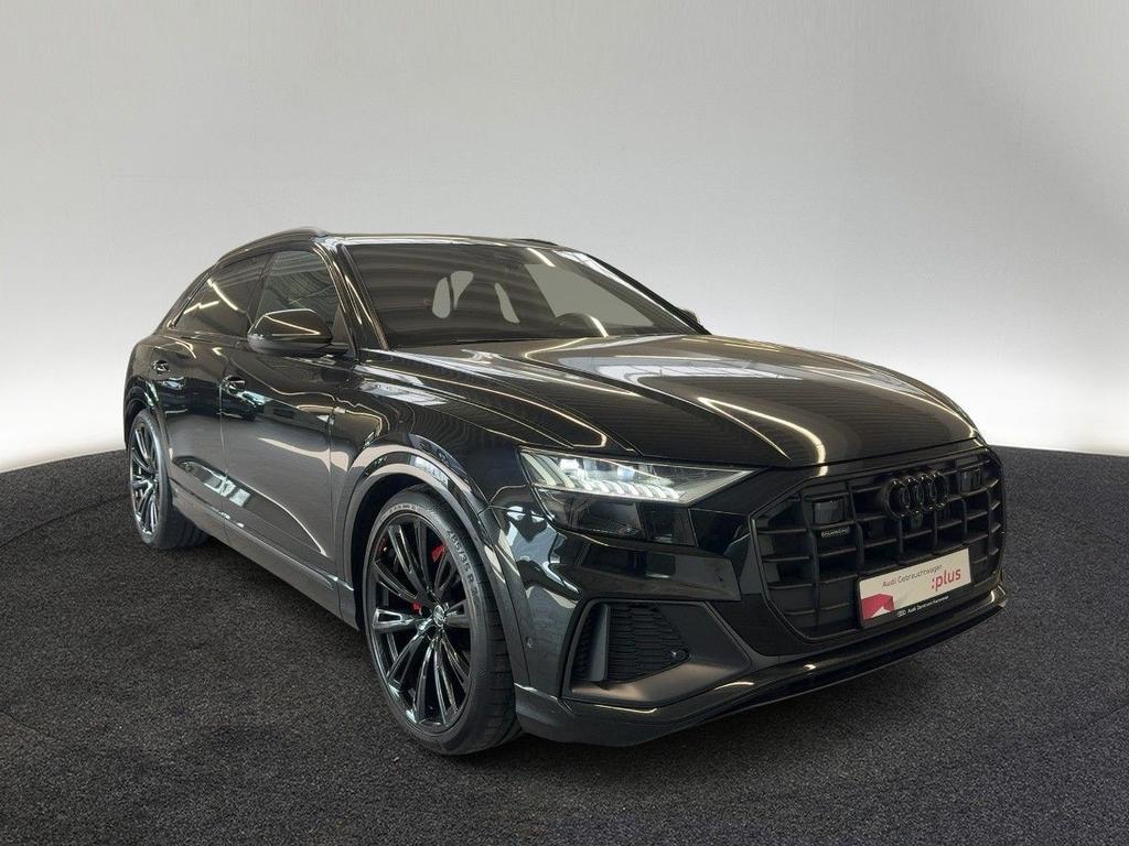 Audi Q8 2023