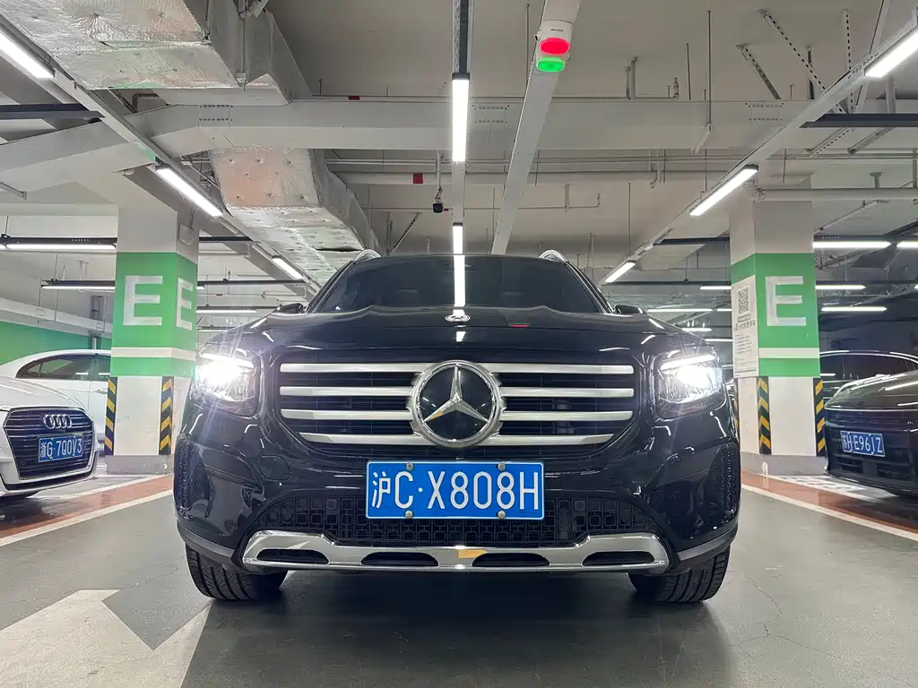 Mercedes-Benz GLB 2024