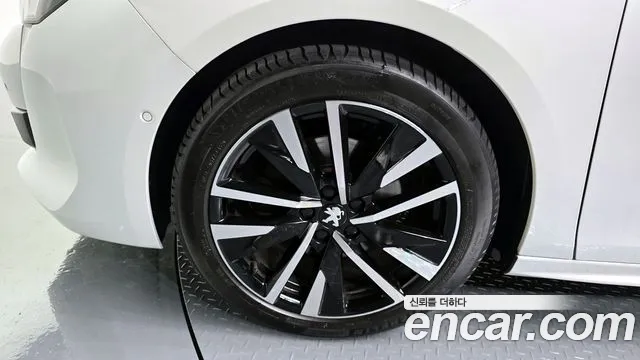 Peugeot 508 2021