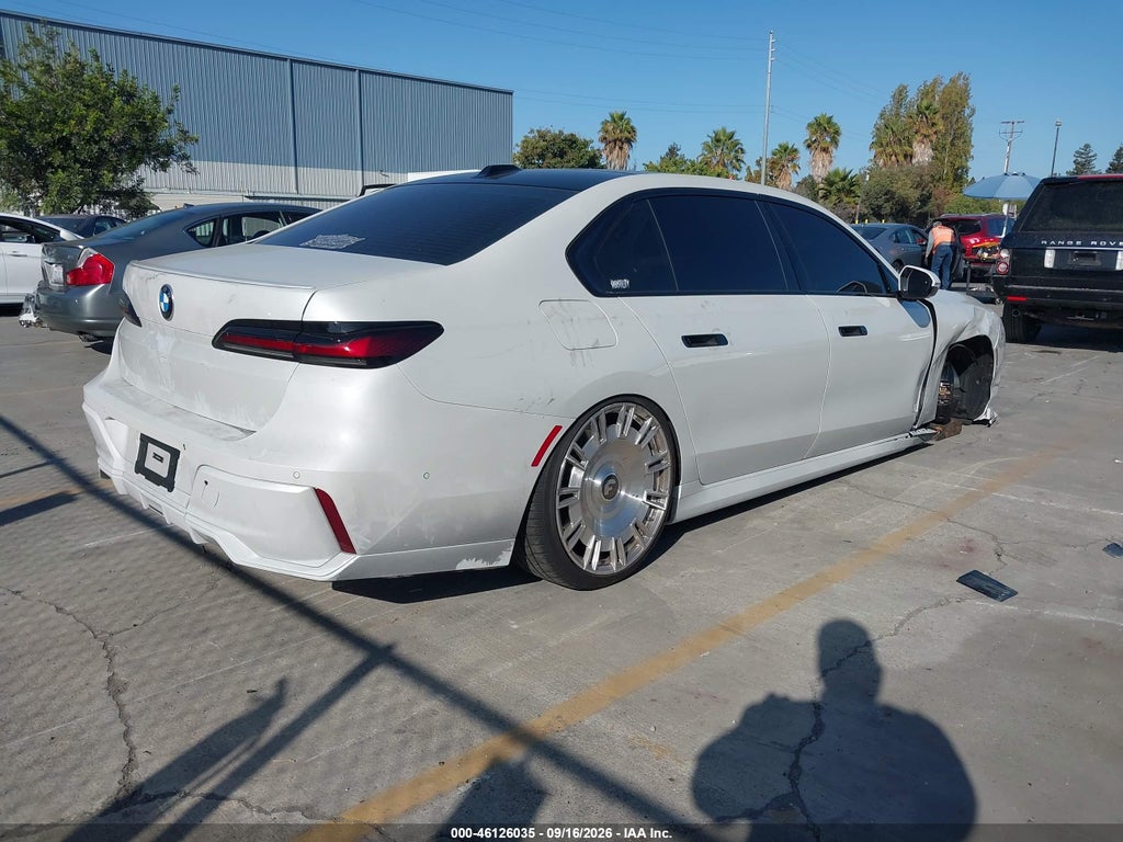 BMW 740 2025