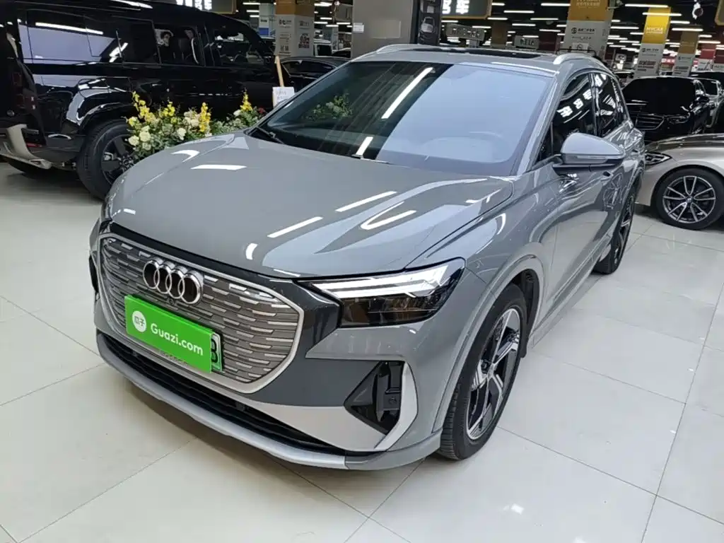 Audi Q4 e-tron 2024