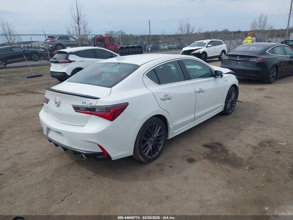 Acura ILX 2022