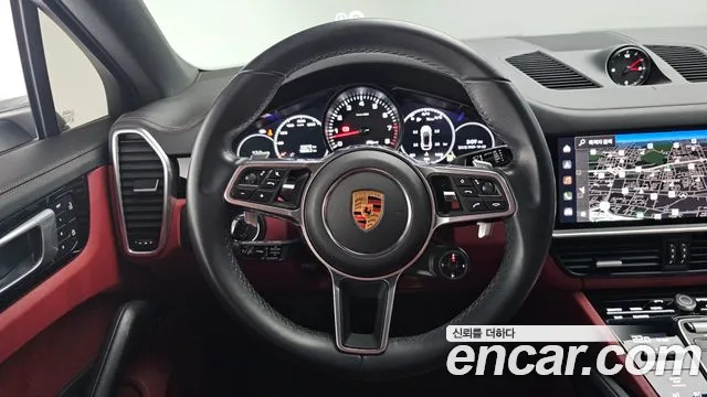 Porsche Cayenne 2022