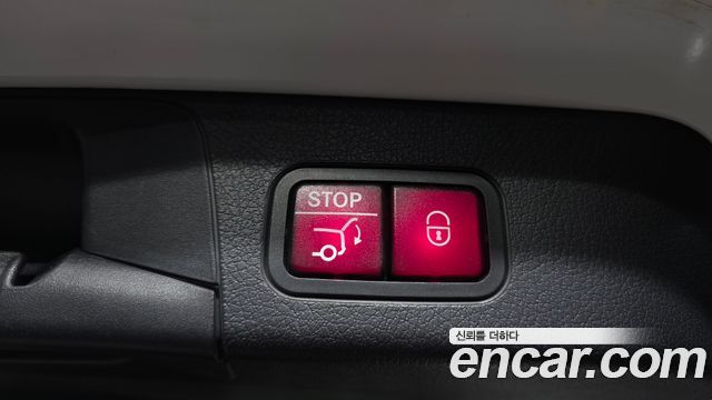 Mercedes-Benz GLB 2021