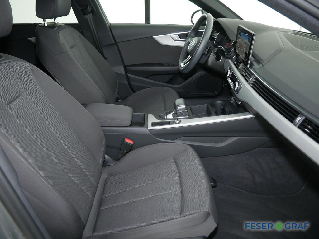 Audi A4 2023