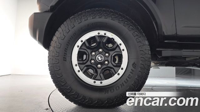 Ford Bronco 2024