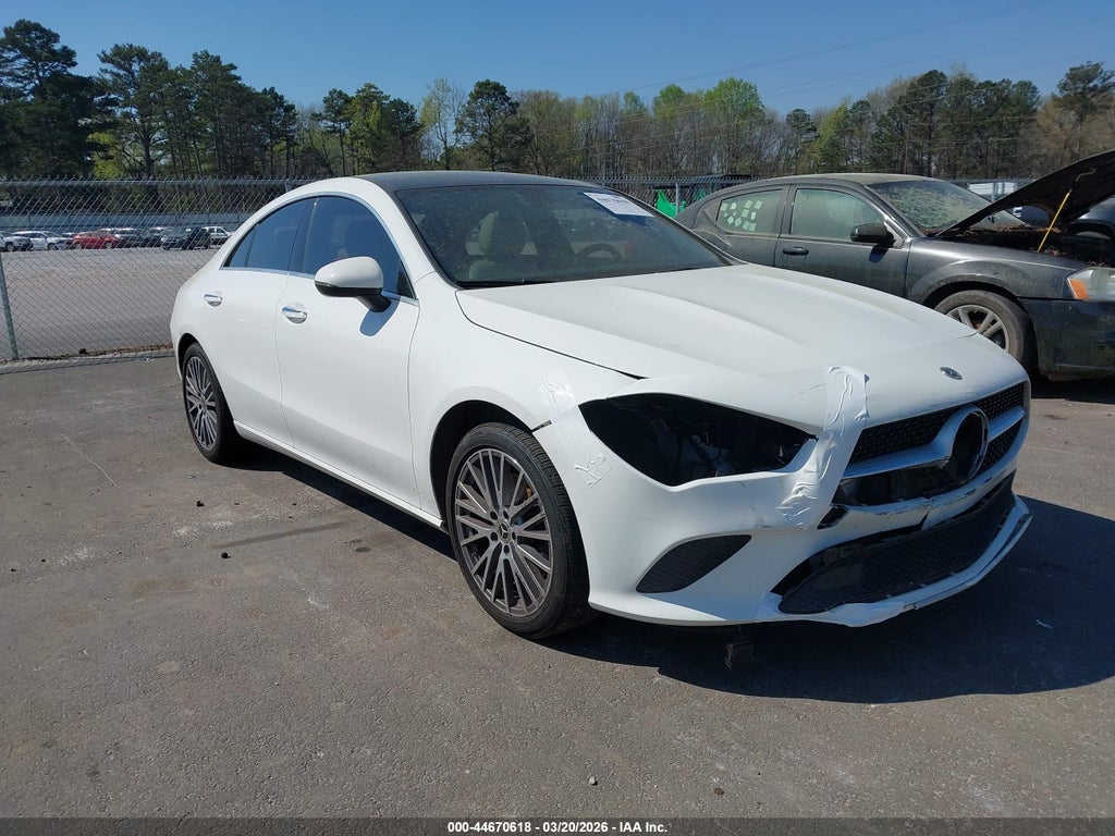 Mercedes-Benz CLA 2022