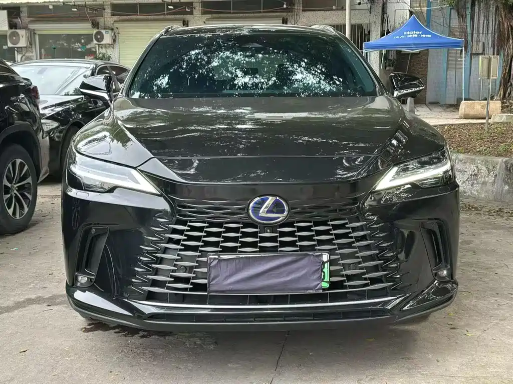 Lexus RX 2024