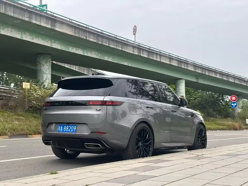 Land Rover Range Rover Sport 2023