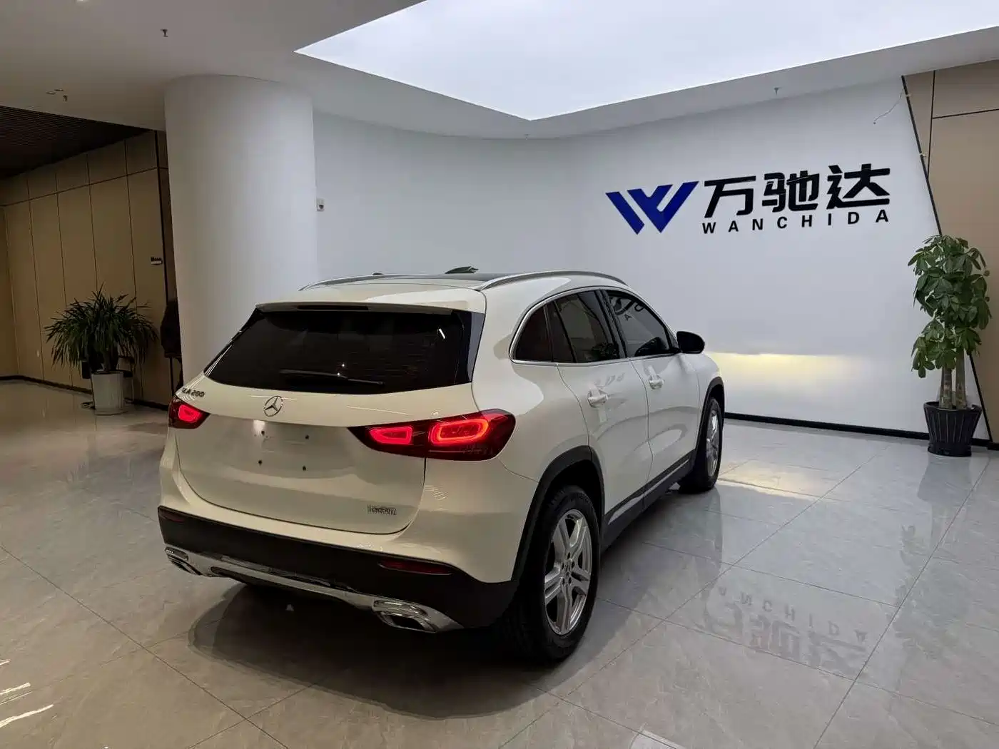 Mercedes-Benz GLA 2023