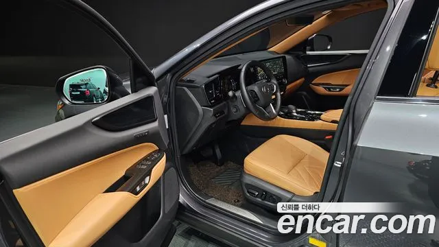 Lexus NX 2023