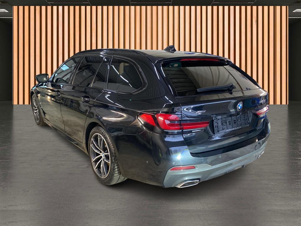 BMW 520 2023
