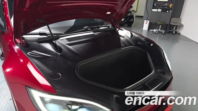Tesla Model S 2023