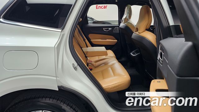Volvo XC60 2023