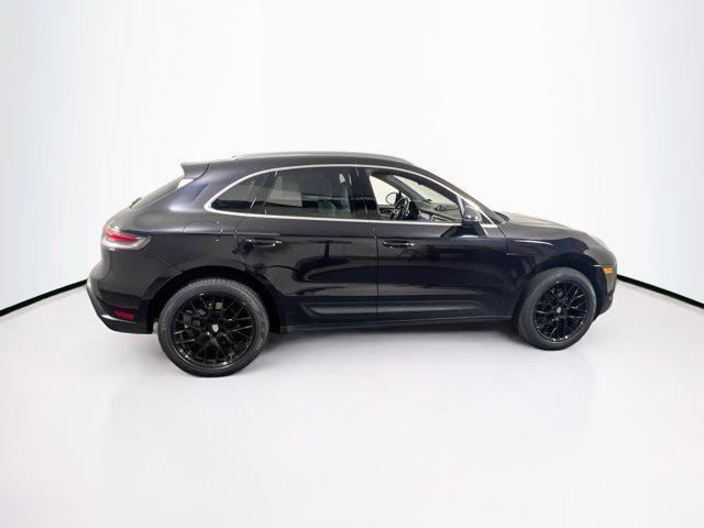 Porsche Macan 2023
