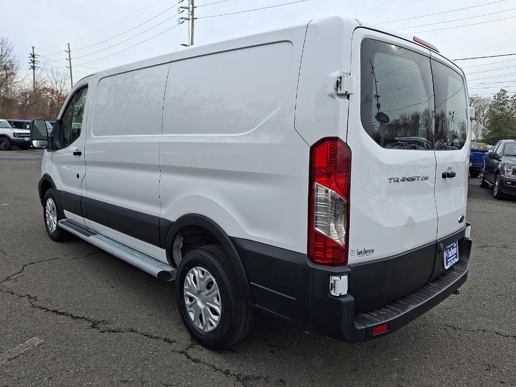 Ford Transit 2024
