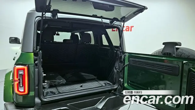 Ford Bronco 2024