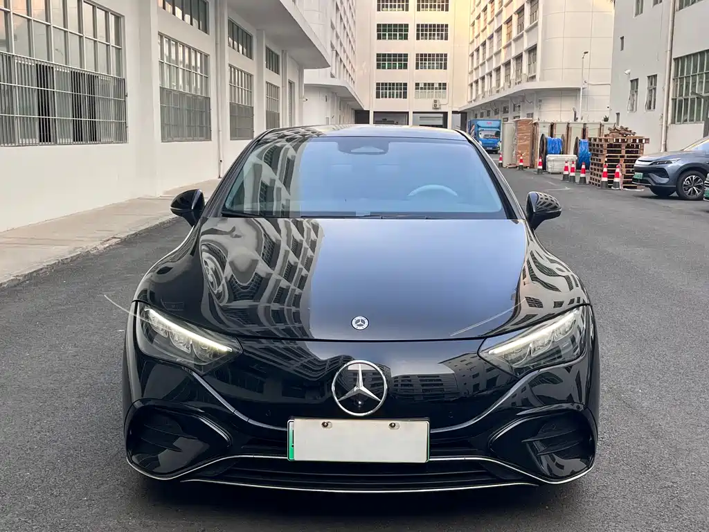 Mercedes-Benz EQE 2023