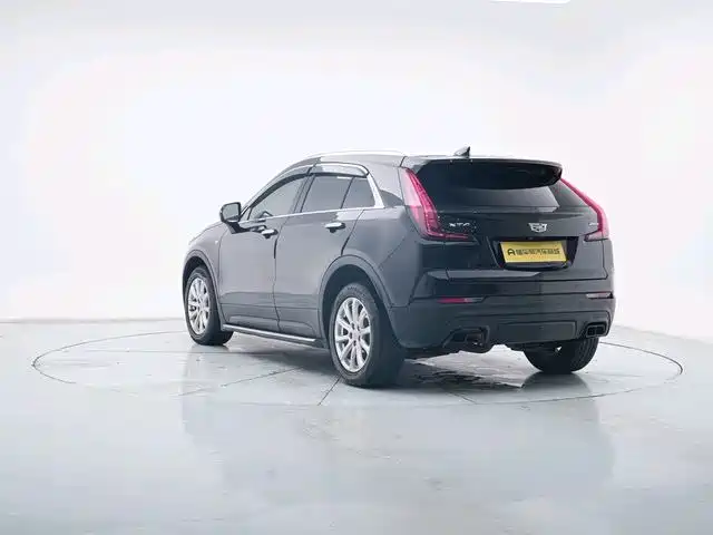 Cadillac XT4 2021