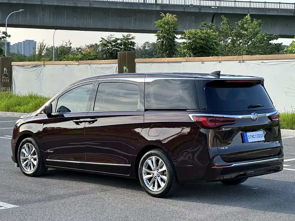 Buick GL8 2021