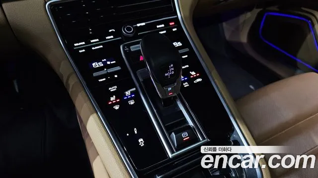 Porsche Panamera 2020