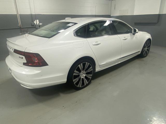 Volvo S90 2023