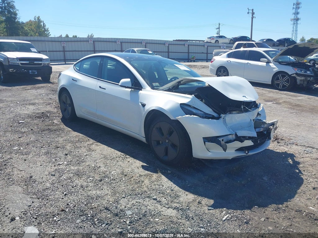 Tesla Model 3 2022