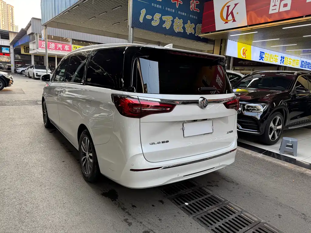 Buick GL8 2021