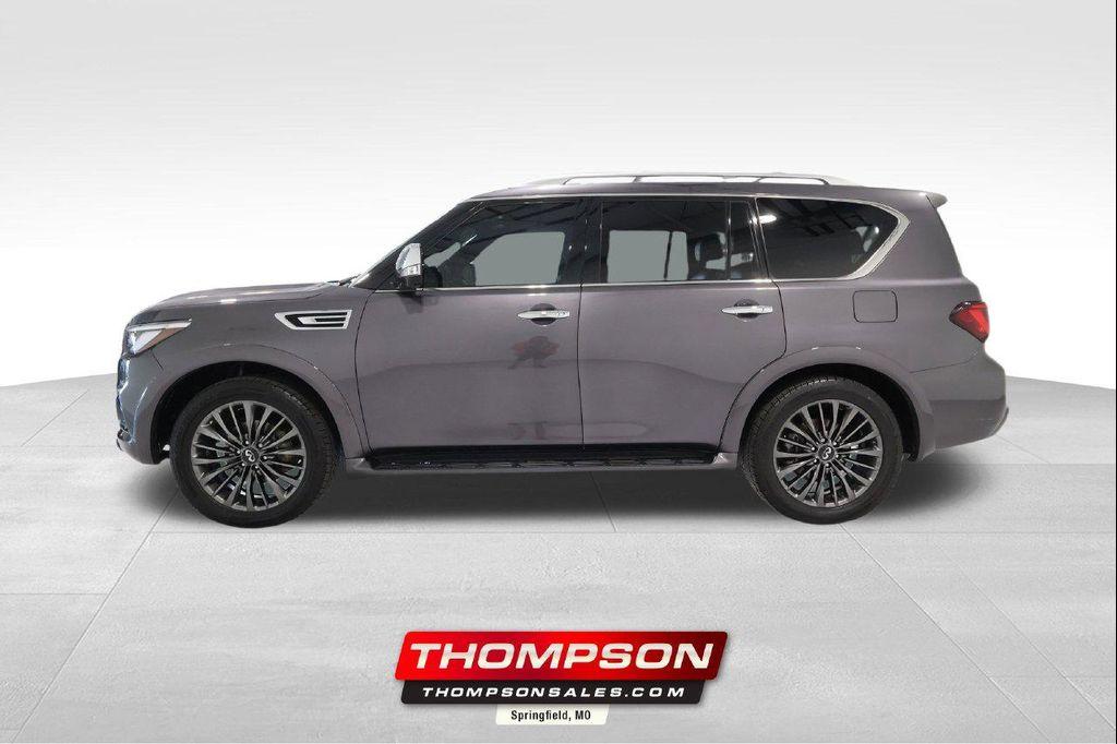 Infiniti QX80 2023