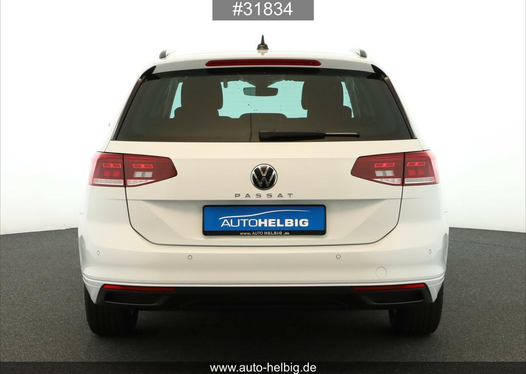 Volkswagen PASSAT VARIANT 2024