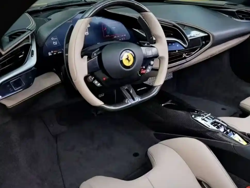 Ferrari SF90 2024