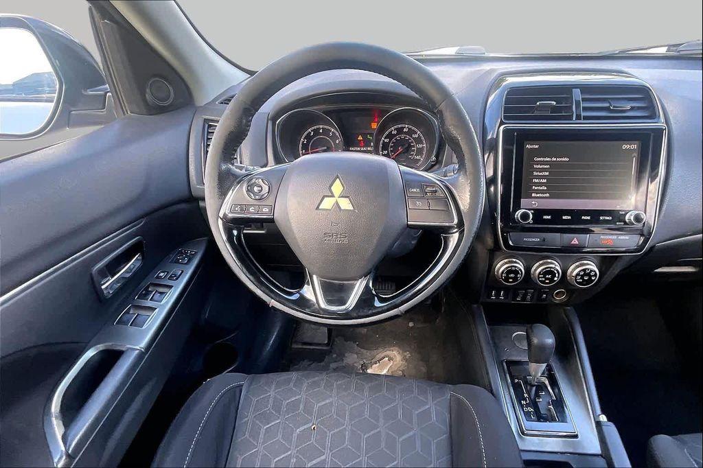 Mitsubishi Outlander Sport 2021