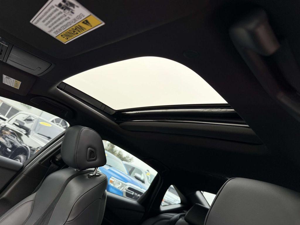 Acura TLX 2025
