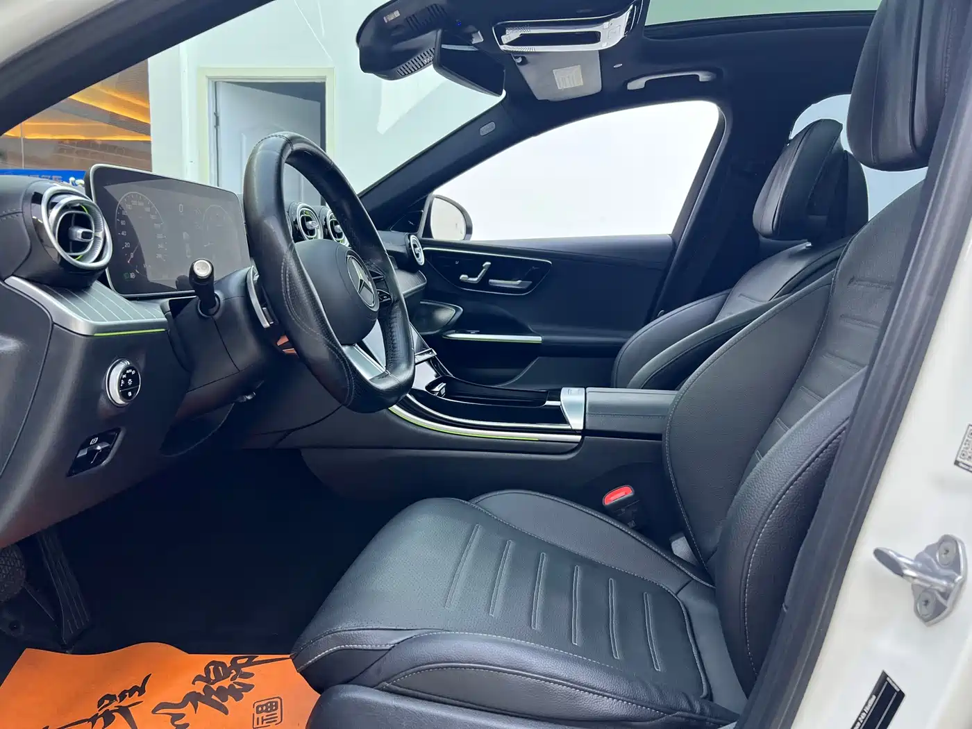 Mercedes-Benz C-Класс 2025