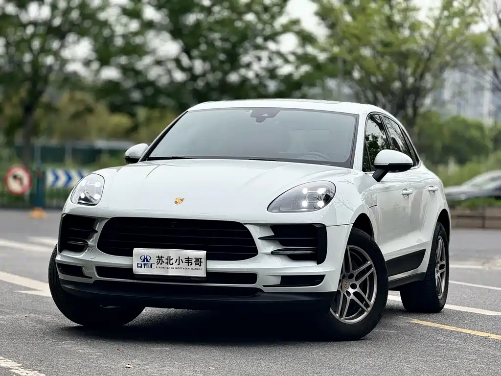 Porsche Macan 2021