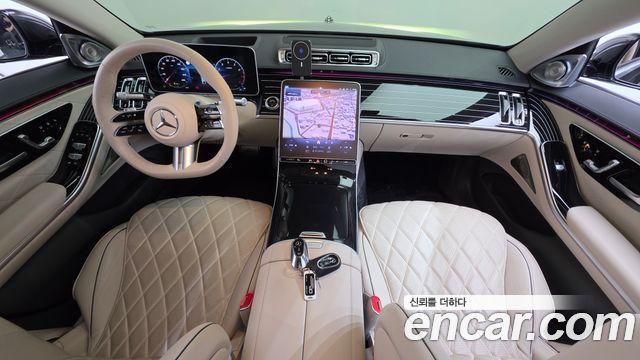 Mercedes-Benz S-Класс 2023