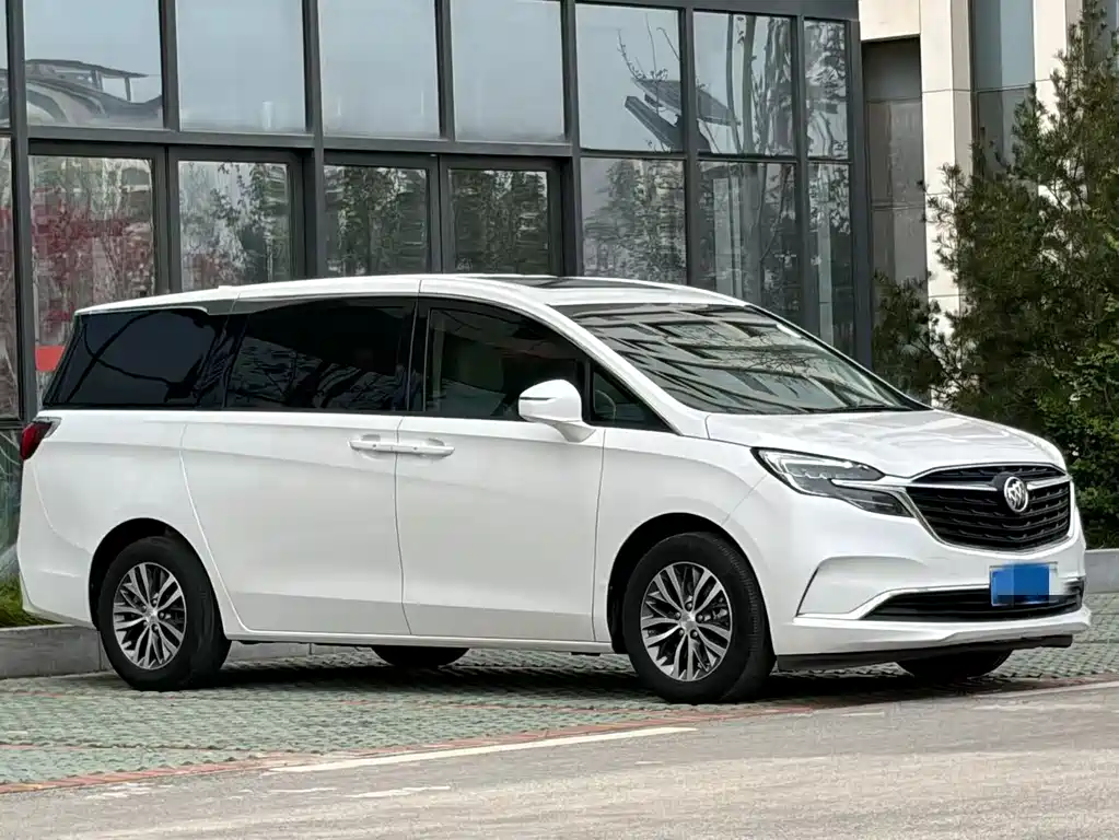 Buick GL8 2021
