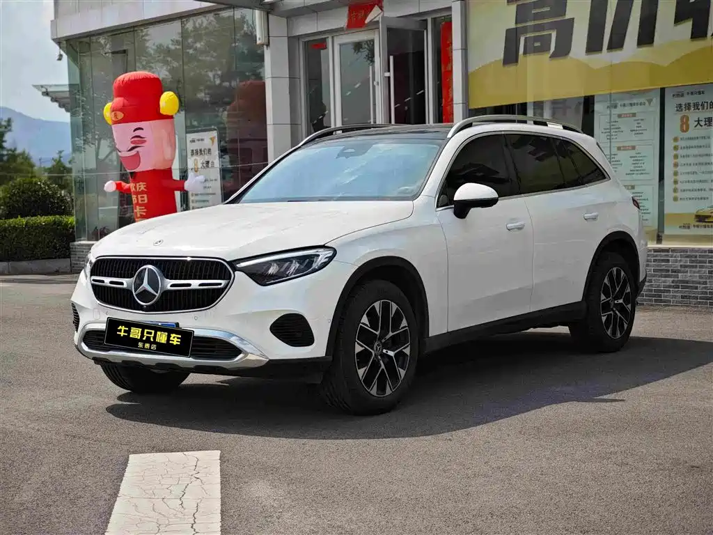 Mercedes-Benz GLC 2024