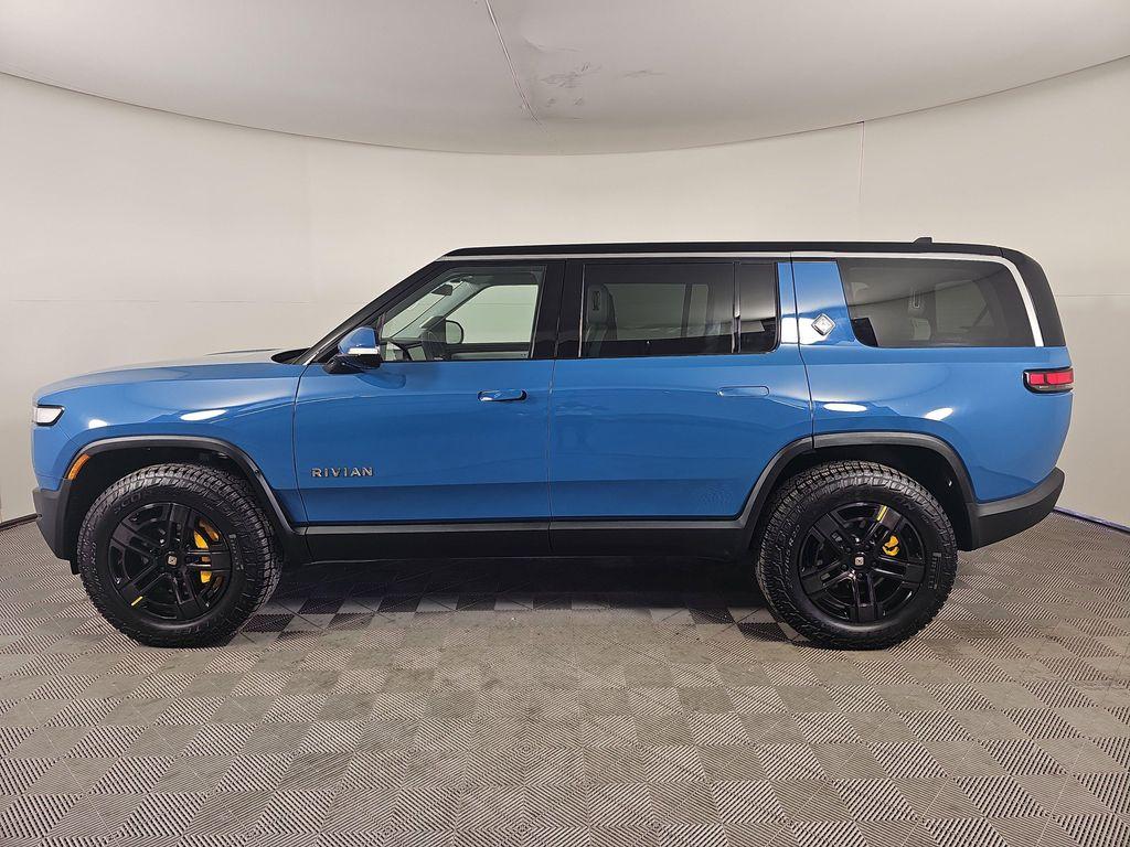 Rivian R1S 2023