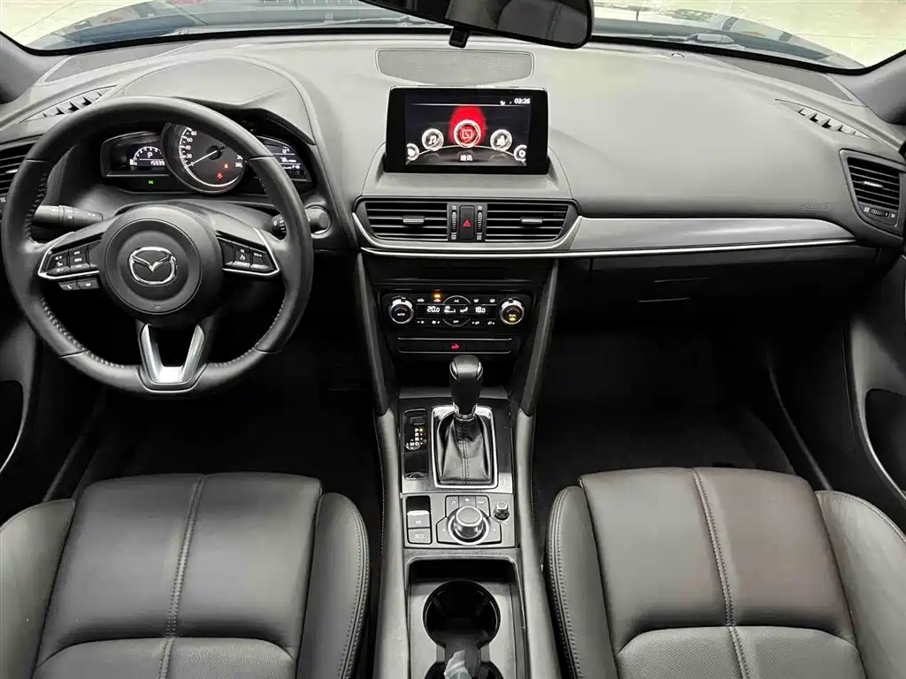 Mazda CX-4 2023